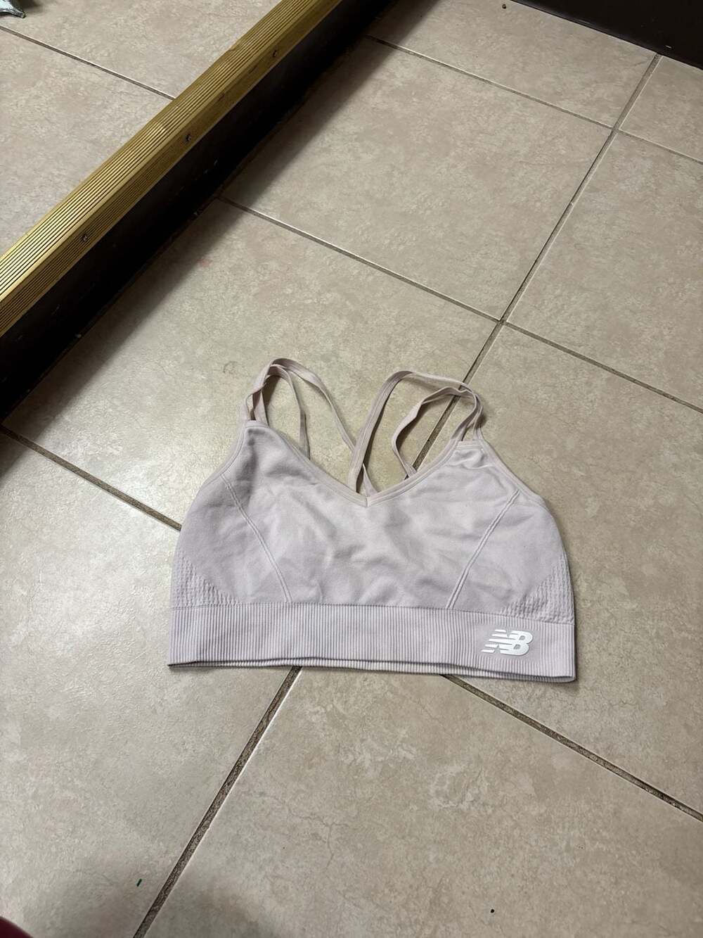 New Balance Seamless Light Support Strappy Back Sports Bra in Mauve